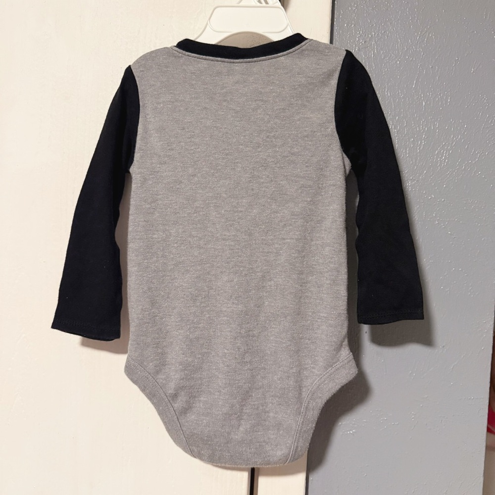 Gray and Black Long Sleeve Baby Onesie with Monkey Design - Picture 2 of 6